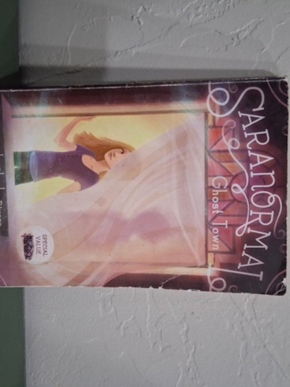 Saranormal Book 1